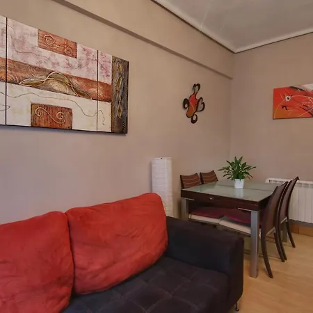 Apartamento Cerca Ayuntamiento Con Aire Acond Y Con Garaje Opcional 아파트 빌바오