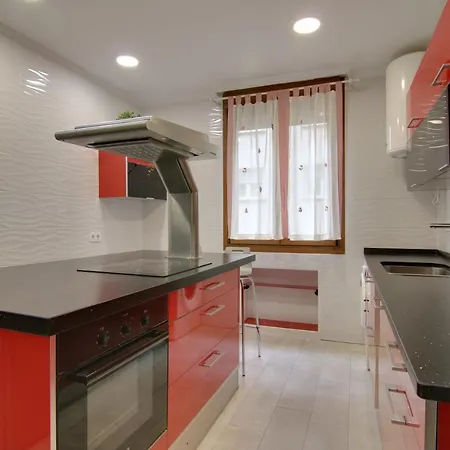 아파트 Apartamento Cerca Ayuntamiento Con Aire Acond Y Con Garaje Opcional 빌바오