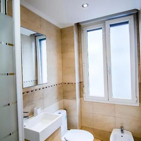Apartamento Cerca Ayuntamiento Con Aire Acond Y Con Garaje Opcional * 빌바오