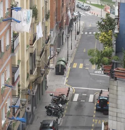 Apartamento Cerca Ayuntamiento Con Aire Acond Y Con Garaje Opcional * 빌바오